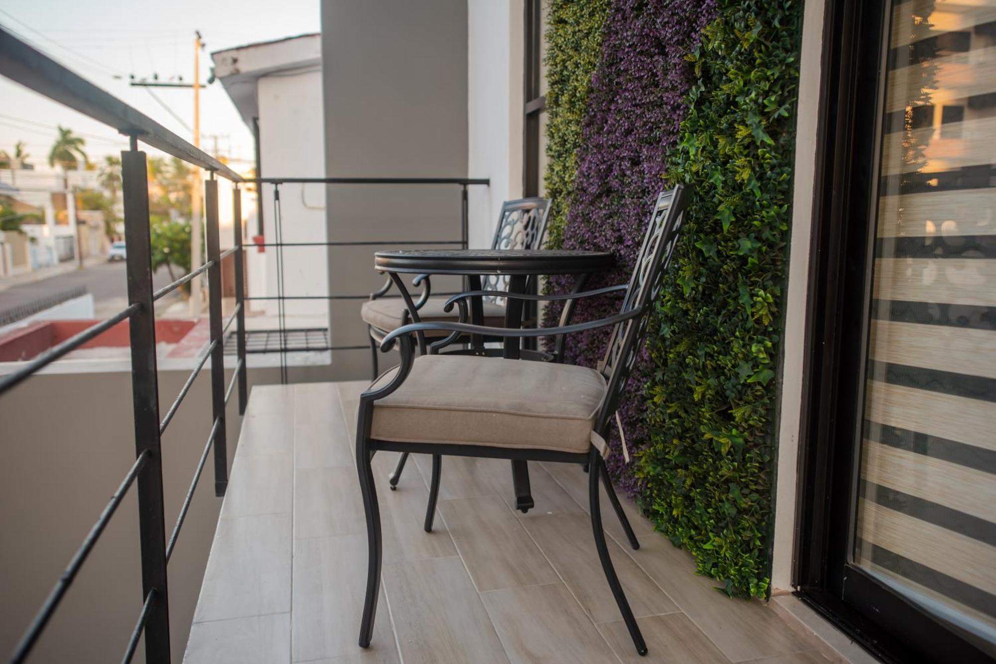 2Br/2Ba Condo 1 Block To Ocean! - Unit 3 Mazatlán Zewnętrze zdjęcie