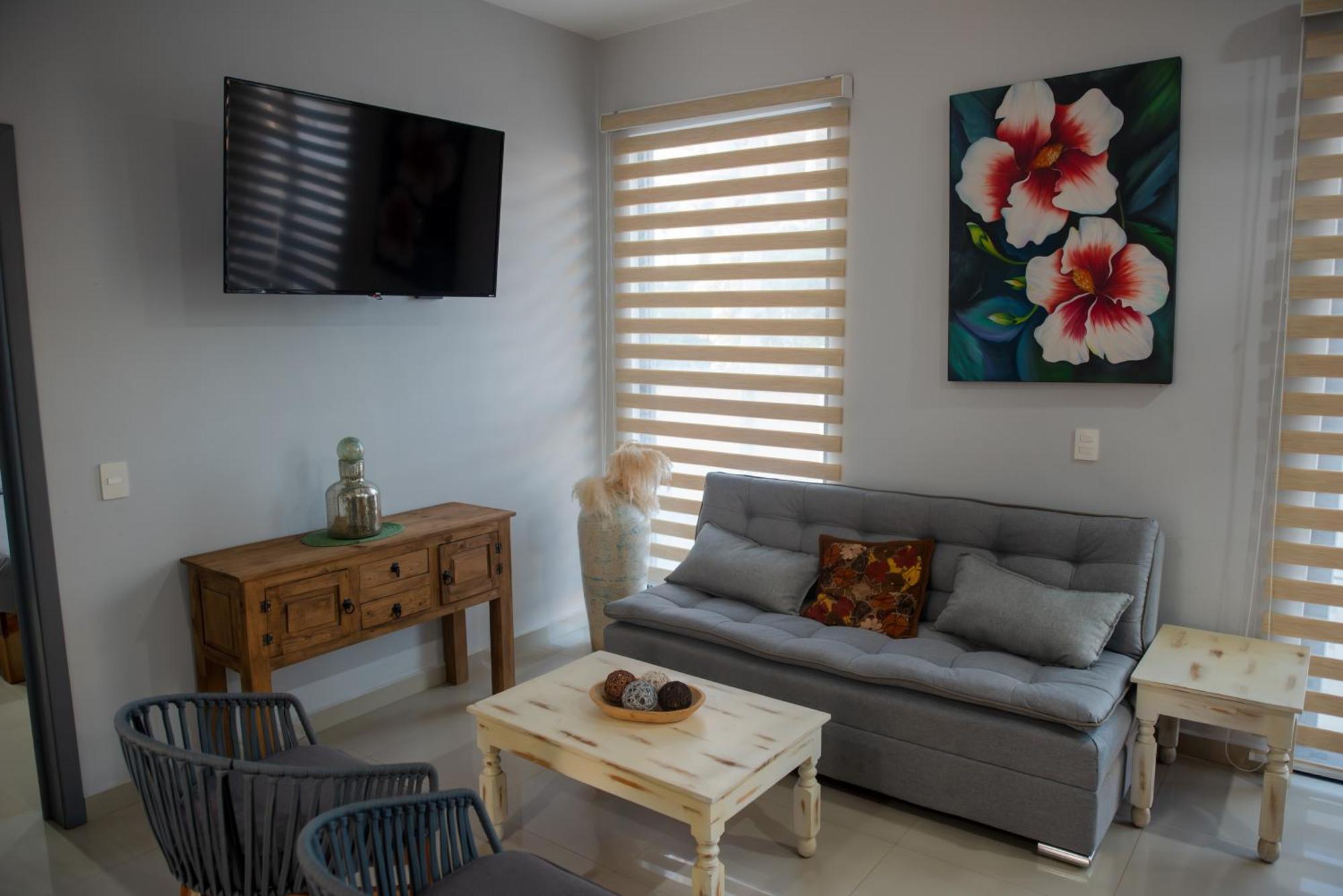 2Br/2Ba Condo 1 Block To Ocean! - Unit 3 Mazatlán Zewnętrze zdjęcie