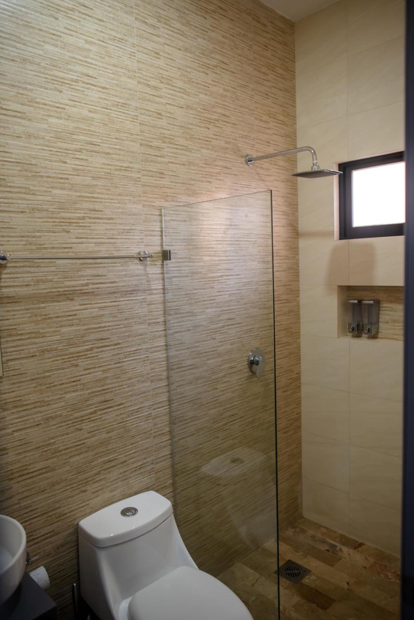 2Br/2Ba Condo 1 Block To Ocean! - Unit 3 Mazatlán Zewnętrze zdjęcie