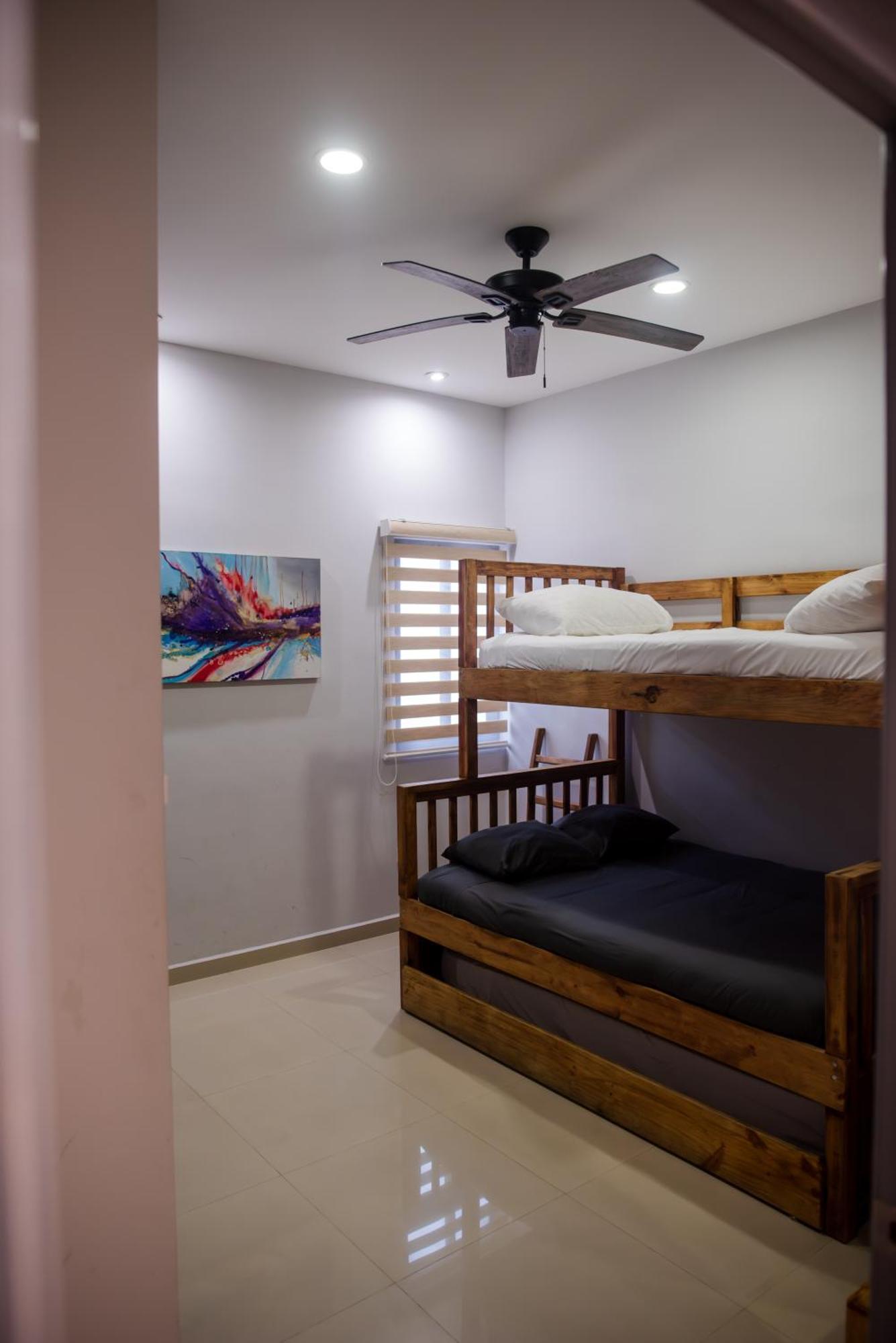 2Br/2Ba Condo 1 Block To Ocean! - Unit 3 Mazatlán Zewnętrze zdjęcie